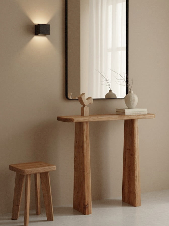 Recibidor de Madera Paraíso - Diseño Moderno con Patas Inclinadas